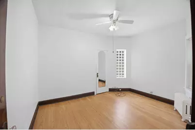 [Address not provided], Chicago, IL 60637 - Photo 11