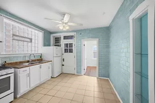 [Address not provided], Chicago, IL 60637 - Photo 15