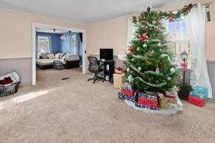 3202 Archer Dr, East Moline, IL 61244 - Photo 5