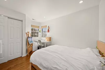 184 Woodstone Drive, Buffalo Grove, IL 60089 - Photo 17