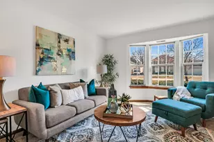 1388 Huntington Dr, Mundelein, IL 60060 - Photo 5