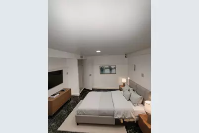 18136 Oakwood Avenue, Lansing, IL 60438 - Photo 15