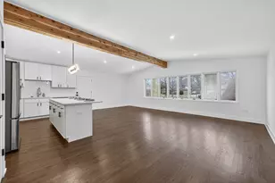 241 E Schick Rd, Bloomingdale, IL 60108 - Photo 5