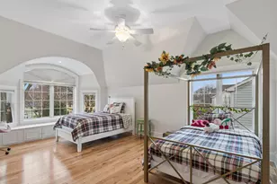 611 Ames St, Libertyville, IL 60048 - Photo 29