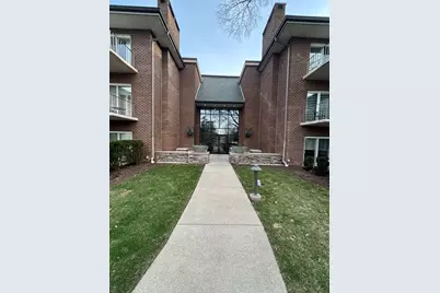 4 Oak Brook Club Drive #G205, Oak Brook, IL 60523 - Photo 1