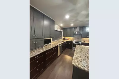 4 Oak Brook Club Drive #G205, Oak Brook, IL 60523 - Photo 29