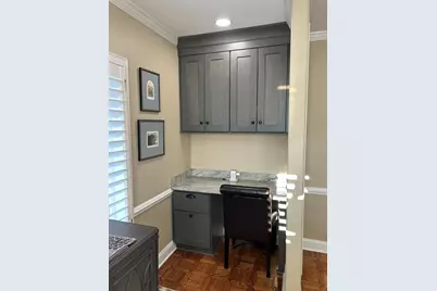 4 Oak Brook Club Drive #G205, Oak Brook, IL 60523 - Photo 21