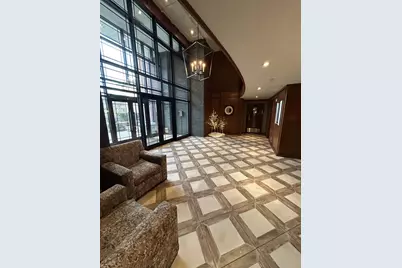 4 Oak Brook Club Drive #G205, Oak Brook, IL 60523 - Photo 3