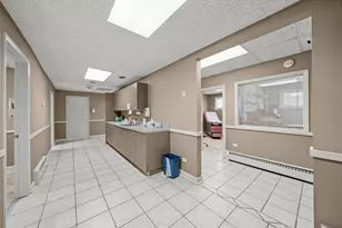 6067 N Northwest Hwy, Chicago, IL 60631 - Photo 3