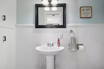 635 N Elm Street, Herscher, IL 60941 - Photo 9