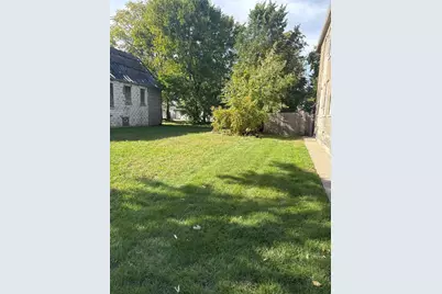 12242 S Wallace Street, Chicago, IL 60628 - Photo 1