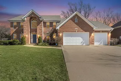 385 N Chalary Court, Palatine, IL 60067 - Photo 1