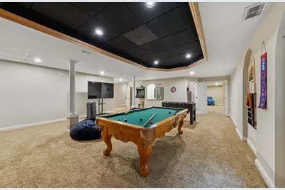 385 N Chalary Court, Palatine, IL 60067 - Photo 19