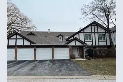 1437 Clairmont Court #200, Vernon Hills, IL 60061 - Photo 1