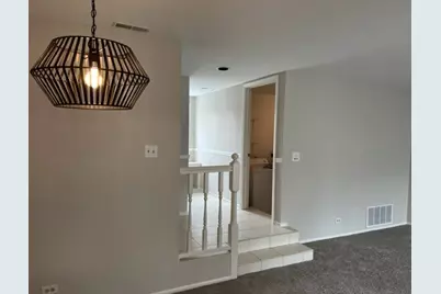 1437 Clairmont Court #200, Vernon Hills, IL 60061 - Photo 15