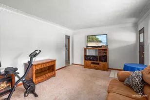 307 Cameron Ave, Lockport, IL 60441 - Photo 3