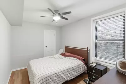 2032 W Birchwood Avenue, Chicago, IL 60645 - Photo 17