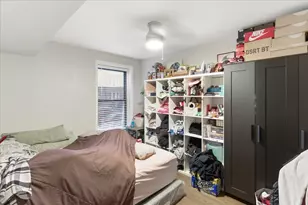 2032 W Birchwood Ave, Chicago, IL 60645 - Photo 11