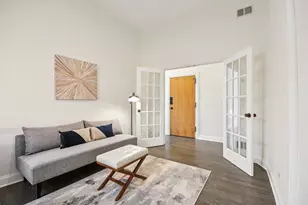 2240 W North Ave, Chicago, IL 60647 - Photo 13