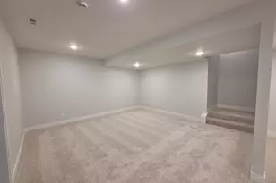 19 Brookstone Cir, Bloomington, IL 61704 - Photo 29