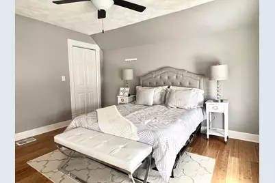 7113 Clarendon Hills Road, Darien, IL 60561 - Photo 23