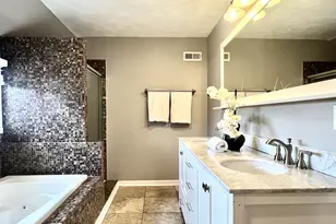 7113 Clarendon Hills Rd, Darien, IL 60561 - Photo 33