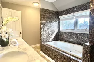 7113 Clarendon Hills Rd, Darien, IL 60561 - Photo 35