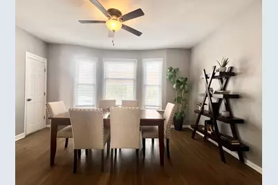 7113 Clarendon Hills Road, Darien, IL 60561 - Photo 9