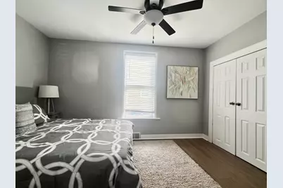 7113 Clarendon Hills Road, Darien, IL 60561 - Photo 11