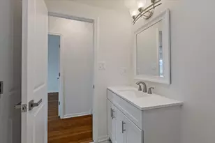 6745 N St Louis Ave, Lincolnwood, IL 60712 - Photo 17