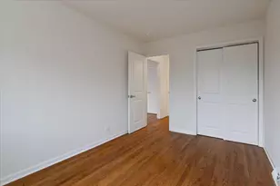 6745 N St Louis Ave, Lincolnwood, IL 60712 - Photo 11