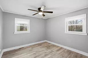 245 Blackhawk Dr, Park Forest, IL 60466 - Photo 13