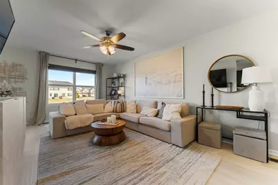 740 Florence Street, Hampshire, IL 60140 - Photo 3