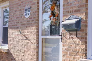 2852 Scott St, Franklin Park, IL 60131 - Photo 3