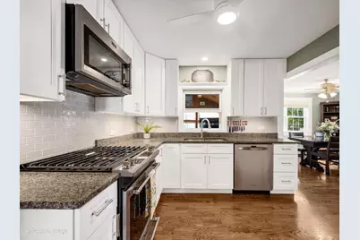 182 E Hale Street, Elmhurst, IL 60126 - Photo 13