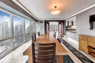 100 E Huron St, Chicago, IL 60611 - Photo 5