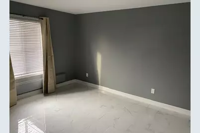 703 Garden Circle #3, Streamwood, IL 60107 - Photo 7