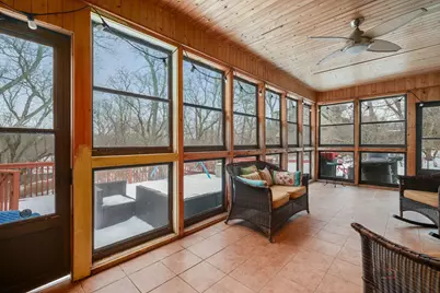 26982 W Lakeview Drive S, Lake Barrington, IL 60084 - Photo 15