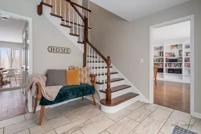 26982 W Lakeview Drive S, Lake Barrington, IL 60084 - Photo 17