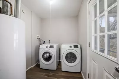 205 Villa Road, Streamwood, IL 60107 - Photo 13