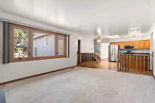 16133 Rosebud Pl, Orland Hills, IL 60487 - Photo 7