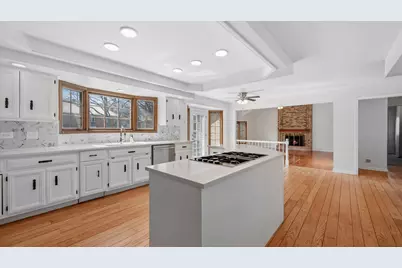 3021 35th Street, Oak Brook, IL 60523 - Photo 13