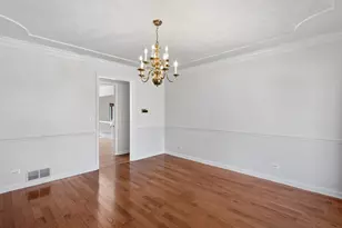 3021 35th St, Oak Brook, IL 60523 - Photo 11