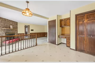 5017 Kenneth Drive, Crystal Lake, IL 60014 - Photo 11