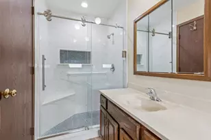 5017 Kenneth Dr, Crystal Lake, IL 60014 - Photo 15