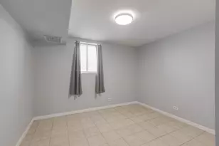 1421 Barberry Ln, Round Lake Beach, IL 60073 - Photo 15