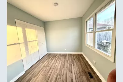 5522 W Celebrity Circle, Hanover Park, IL 60133 - Photo 17