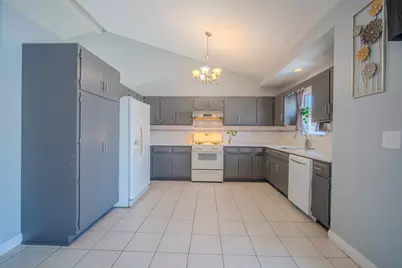 2813 Joe Adler Drive, Plainfield, IL 60586 - Photo 13