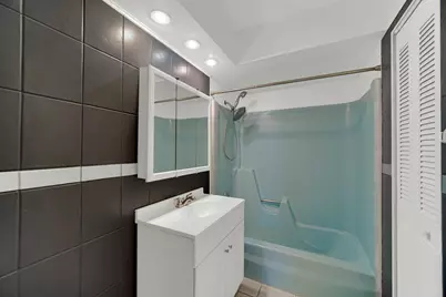 511 Timber Ridge Drive #202, Carol Stream, IL 60188 - Photo 11