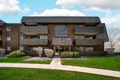 511 Timber Ridge Drive #202, Carol Stream, IL 60188 - Photo 5